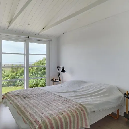 Alessandra - 80m To The Inlet By Interhome בית נופש
