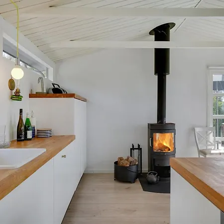Alessandra - 80m To The Inlet By Interhome *